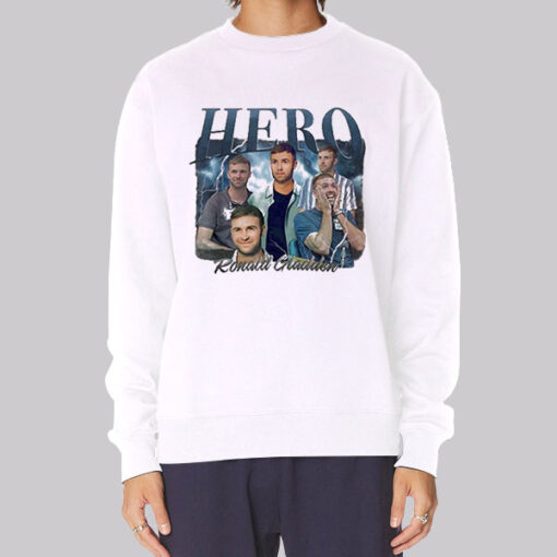 Graphic Photo Hero Ronald Gladdens Sweatshirt